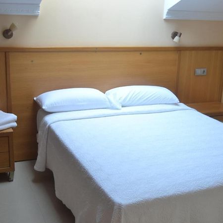 Hotel La Ribera Santianes Екстериор снимка