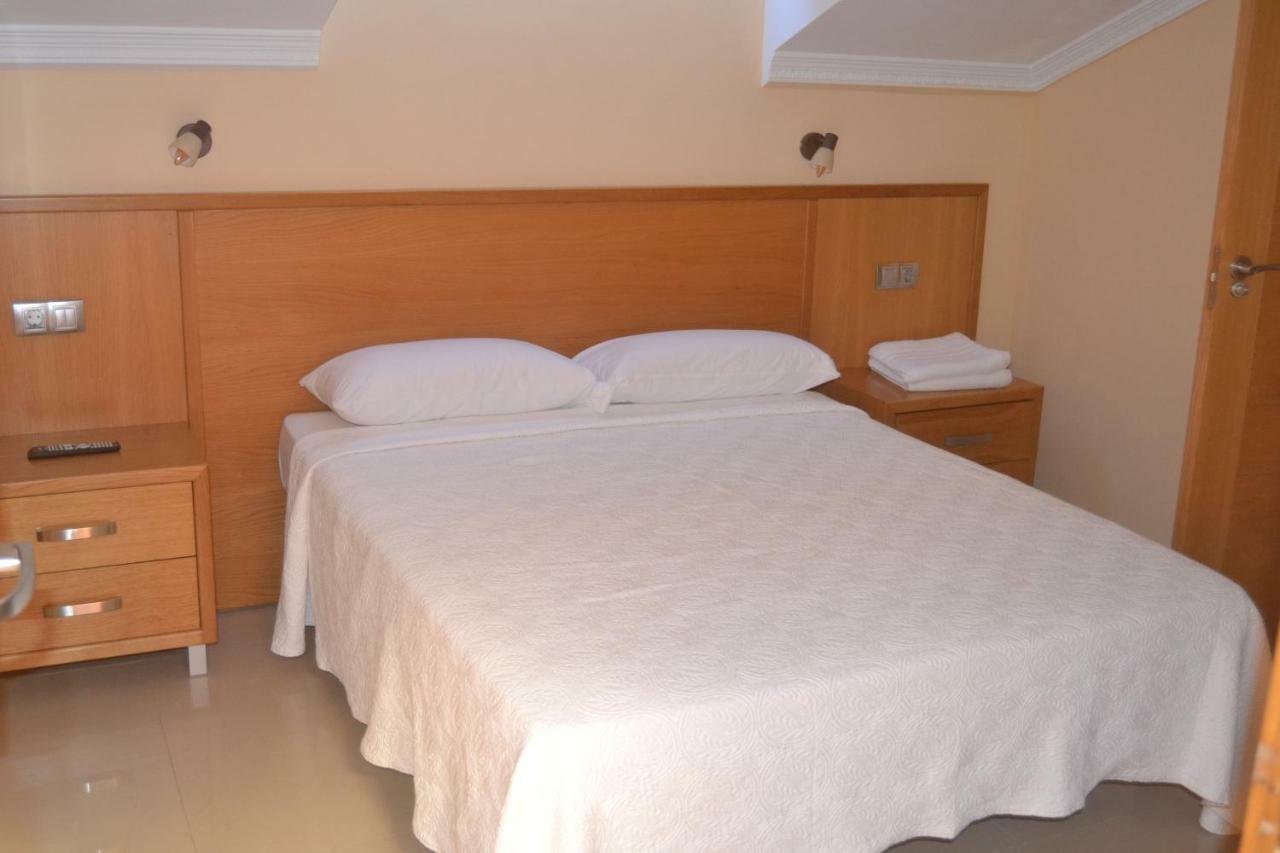 Hotel La Ribera Santianes Екстериор снимка