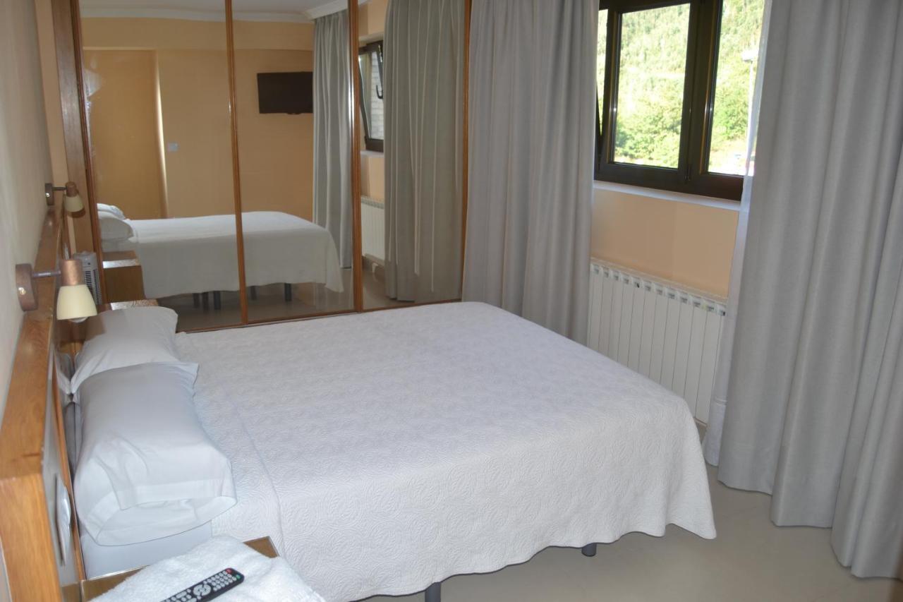 Hotel La Ribera Santianes Екстериор снимка