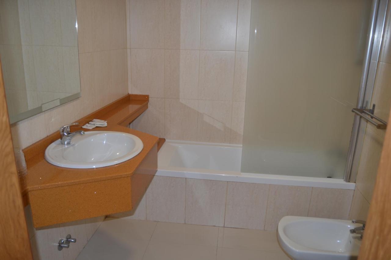 Hotel La Ribera Santianes Екстериор снимка